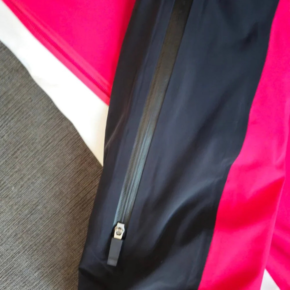 Kjus Women's Acrux Ski hooded Winter Snow Coat Jacket size 38 - Picture 11 of 16